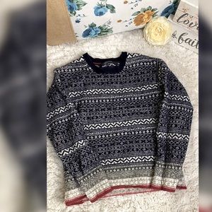 Tommy Hilfiger sweater